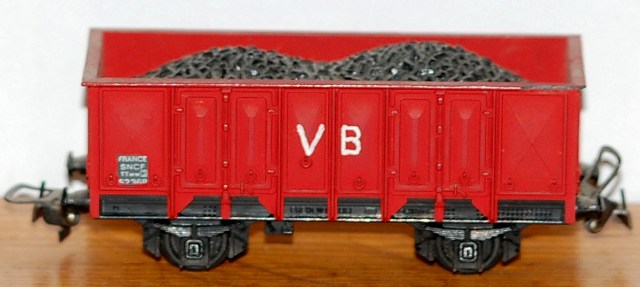 ECHELLE N DB WAGON TOMBEREAU A ESSIEUX ET COUVERCLES FLEISCHMANN Ref